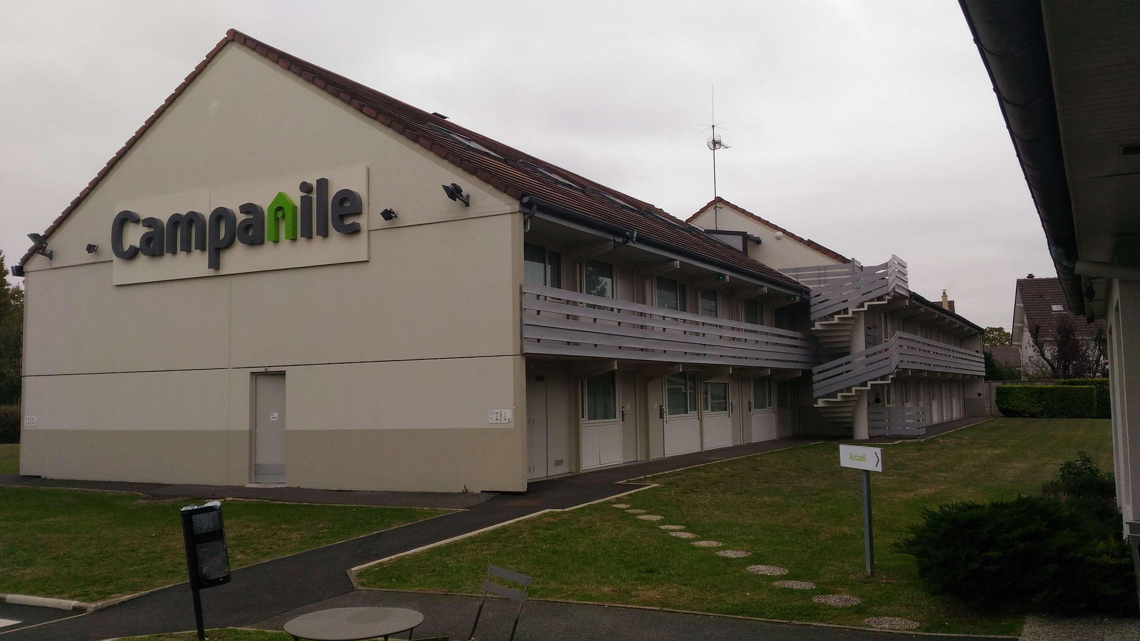 Campanile Conflans-Sainte-Honorine Hotel Exterior foto